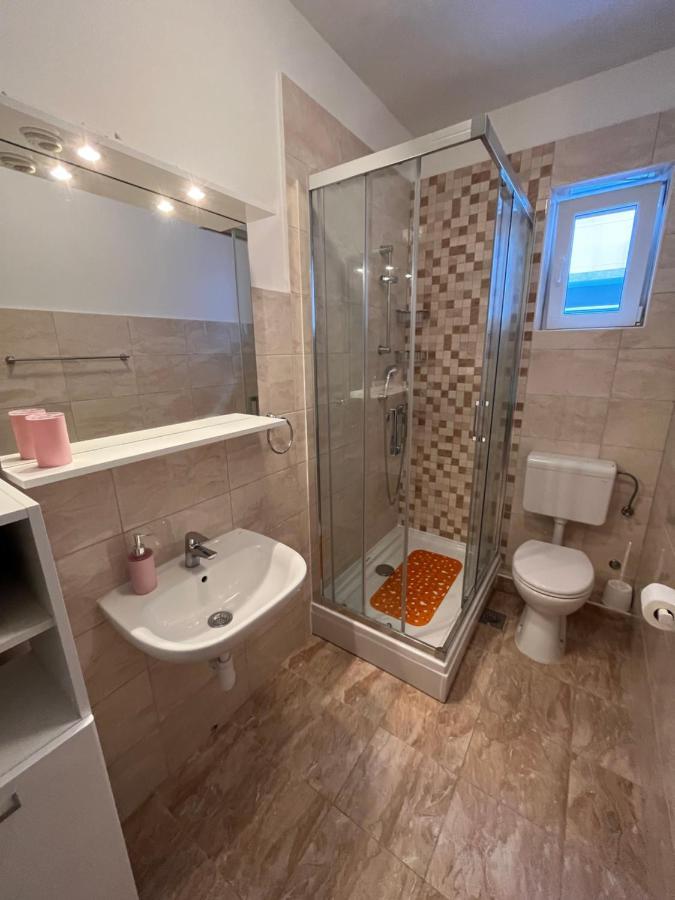 Apartman Ivica Omis Exterior photo